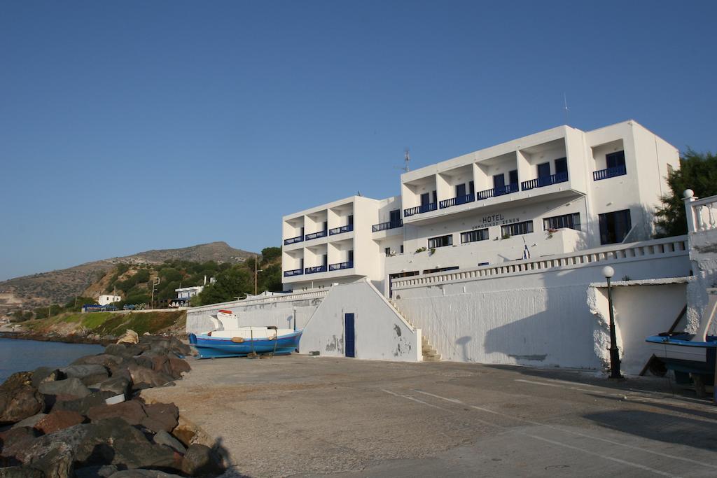 Guest House Polyvotis Mandrákion Exterior foto